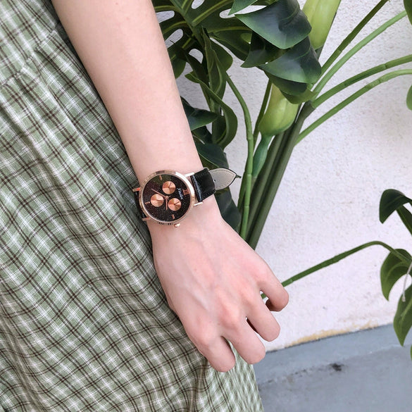 Female Leisure Style Watch Alloy Case Imitation Leather Strap Ordinary Glass Mirror Round Dial