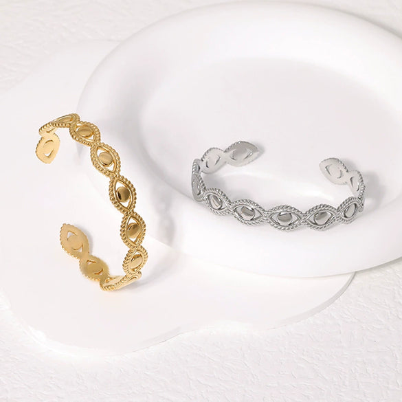 Female Personalized Street Niche Open Bracelet In Titanium Steel And Stainless Steel With Electroplating Treatment