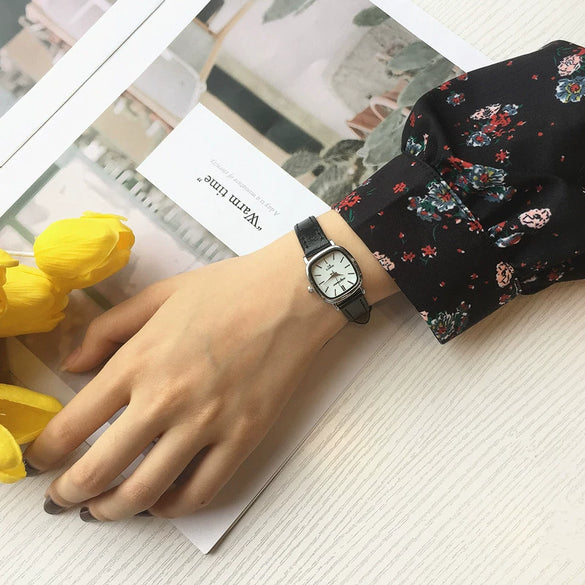Female Student Casual Quartz Watch Alloy Case Stainless Steel Clasp Imitation Leather Strap Square Dial Antique Style