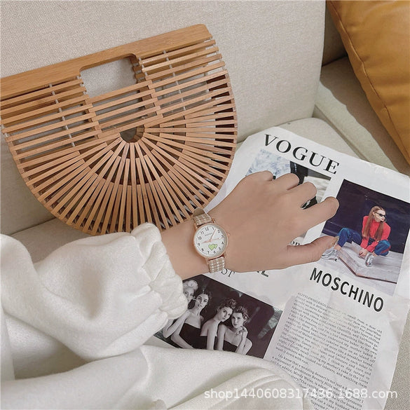 Female Student Leisure Style Alloy Case Plaid Quartz Watch