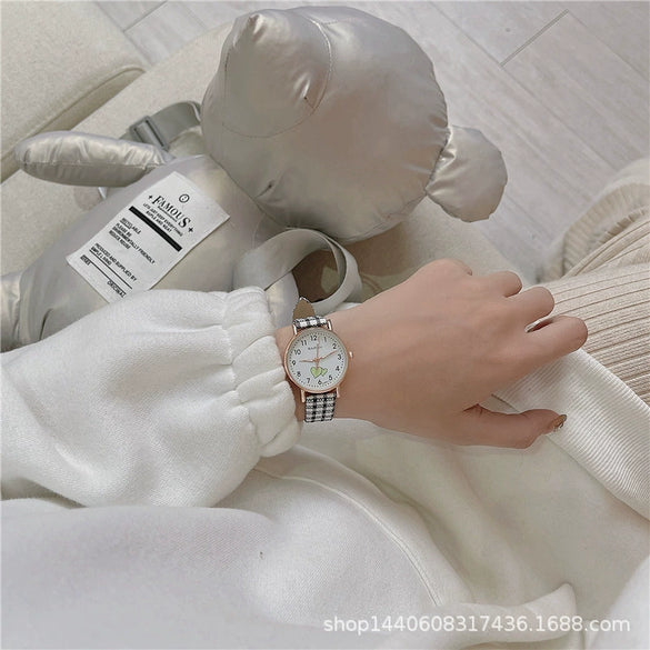 Female Student Leisure Style Alloy Case Plaid Quartz Watch