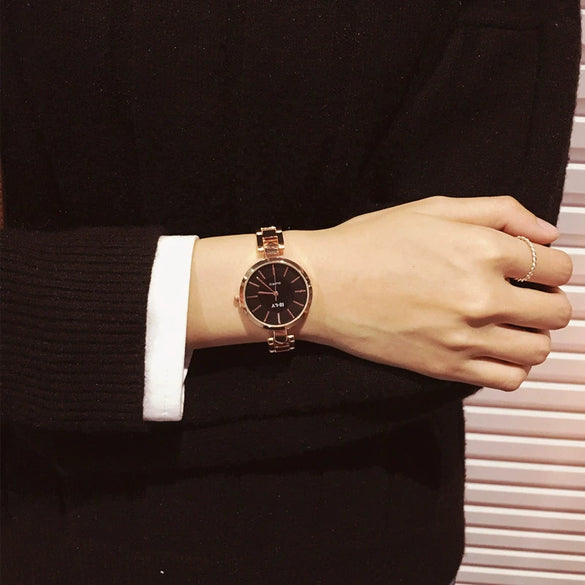 Female Student Retro Round Alloy Case Stainless Steel Band Quartz Watch