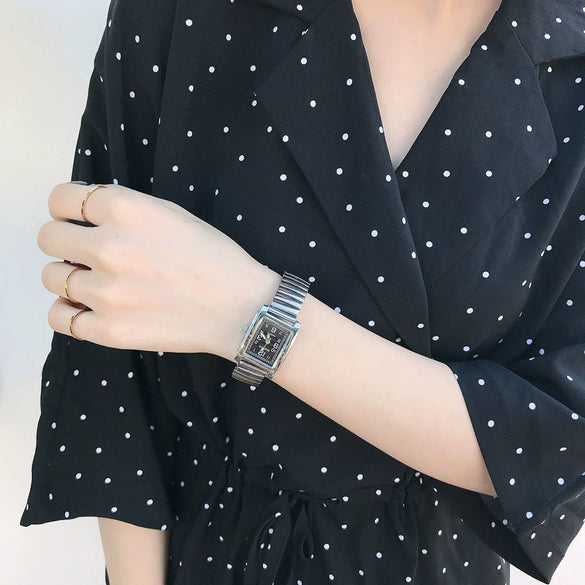 Female Student Square Alloy Bracelet Watch With Printed Logo Simple Cold Style Allmatch Chain Leisure Design