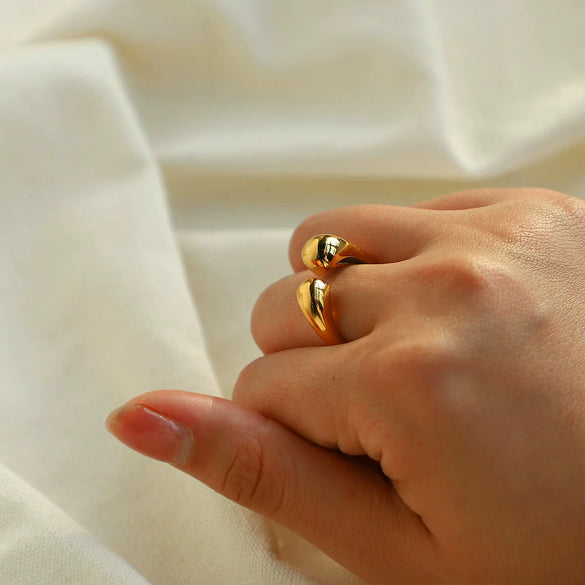 Fine Polished Gold Plated Stainless Steel Chunky Women Adjustable Opening Ring With Geometric Design