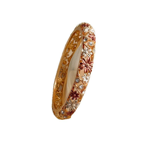 Floral Enamel Patchwork Bracelet With Small Flower Details Retro Plated Fashion Jewelry Accessory