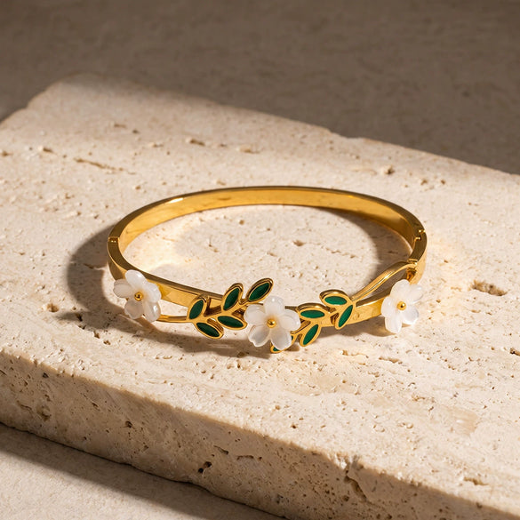 Flower And Leaf Design Vacuum Gold Plated Stainless Steel Bracelet For Women Simple Stylish Jewelry