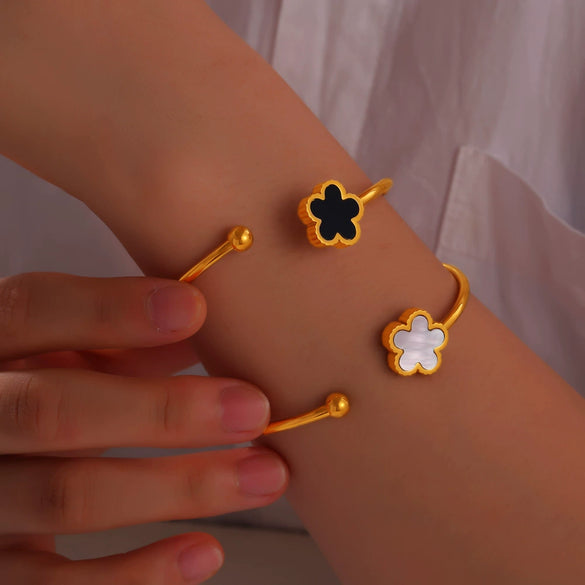 Flower Jewelry Inlaid White Shell Acrylic 316L Stainless Steel Open Bracelet With Electroplating Treatment