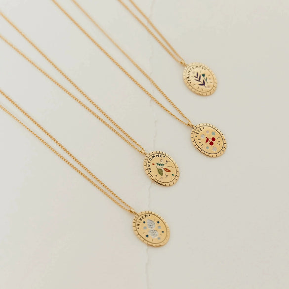 Flower Series Titanium Steel Jewelry With Electroplated Retro Exquisite Necklace And Bracelet For Women