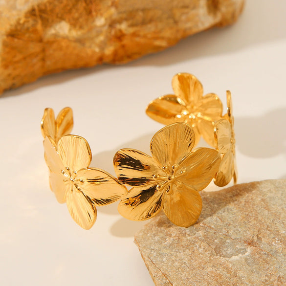 Flower Stainless Steel Open Bracelet For Women With Electroplating