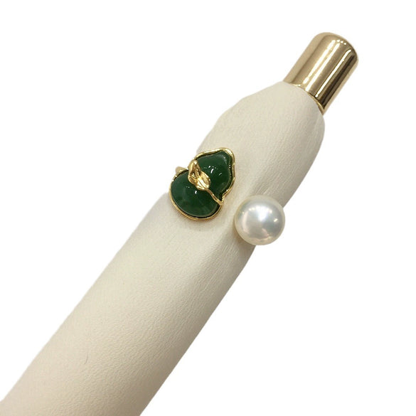 Freshwater Pearl And Chalcedony Gourdshaped Fashion Ring For Women