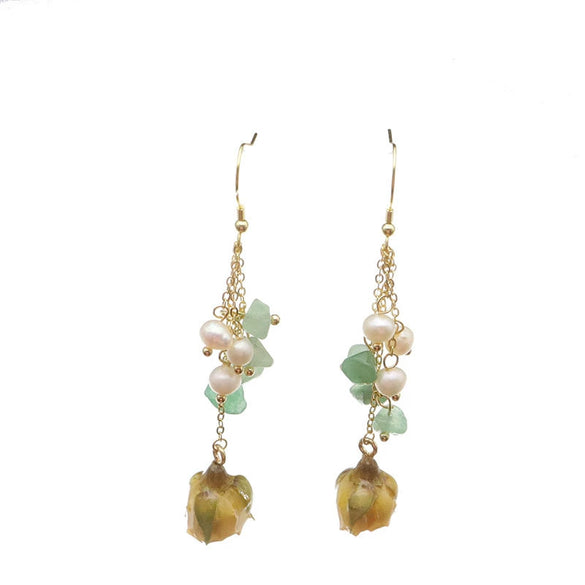 Freshwater Pearl Flower Shaped Earrings With Electroplating And Pastoral Style