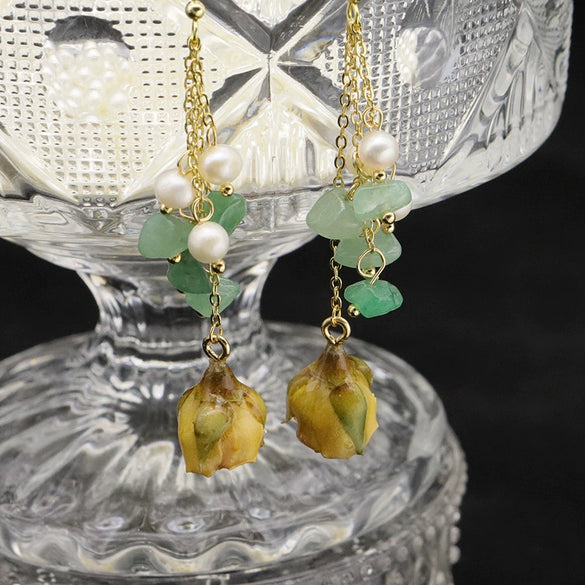 Freshwater Pearl Flower Shaped Earrings With Electroplating And Pastoral Style