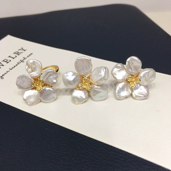 Freshwater Pearl Jewelry Set With Baroque Petal Flower Design