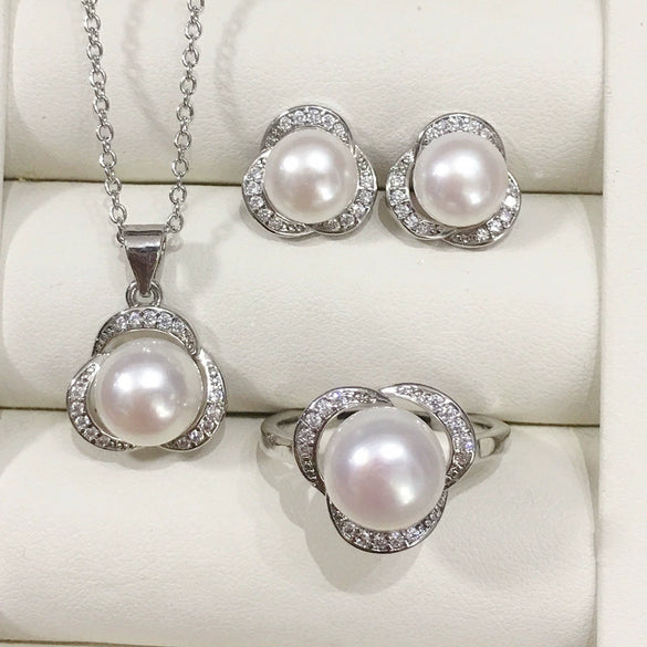 Freshwater Pearl Jewelry Set With Pendant Earrings And Ring And Clover Flower Design