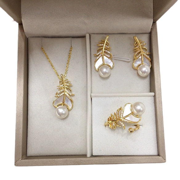 Freshwater Pearl Jewelry With Natural Seashells And Exquisite Feather Design
