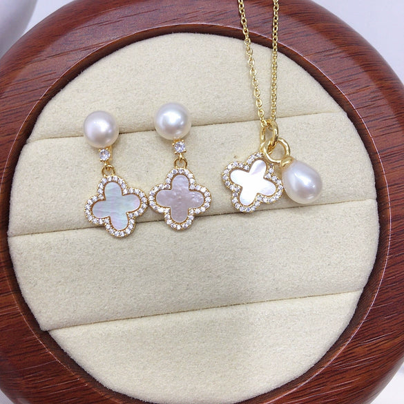 Freshwater Pearl Pendant Earrings With Fourleaf Clover Design And Motherofpearl From Natural Sea Shellfish