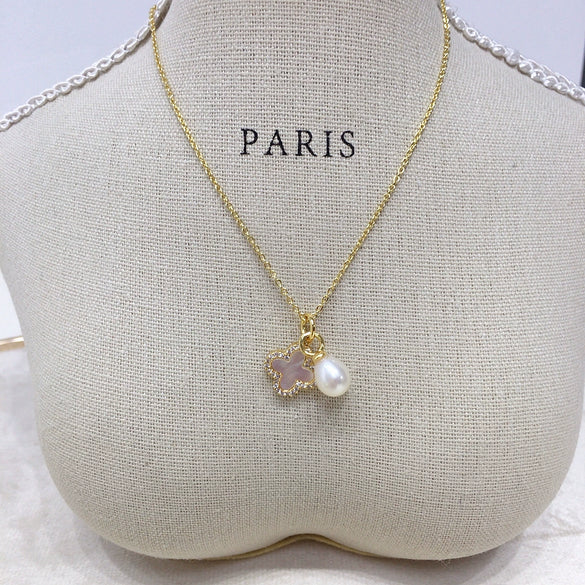 Freshwater Pearl Pendant Earrings With Fourleaf Clover Design And Motherofpearl From Natural Sea Shellfish