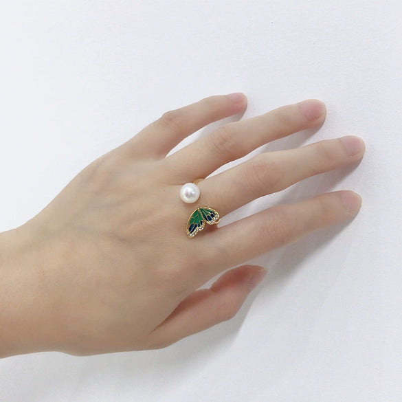 Freshwater Pearl Ring Copper With 18K Gold Electroplating Fashion Casual Butterfly Half Wings Design For Women