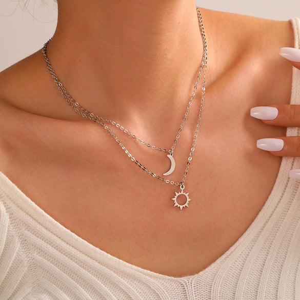 Friendship Titanium Steel Star Moon Pendant Necklace Electroplated Unisex Fashion
