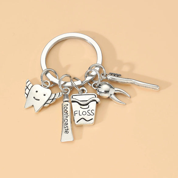 Gemstone Enamel Nurse Cap And Syringe Keychain Pendant Accessory Made Of Alloy For Nurses' Day And Doctor Time