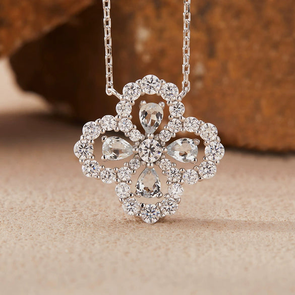 Gemstone Necklace For Women Natural Tanzanite Garnet Aquamarine Diopside Clover 225 Sterling Silver Clavicle Cross Chain Light Luxury Style