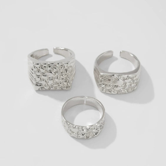 Geometric Goldplated Alloy Ring With Irregular Textured Design And Polished Finish Unisex Fashion Jewelry