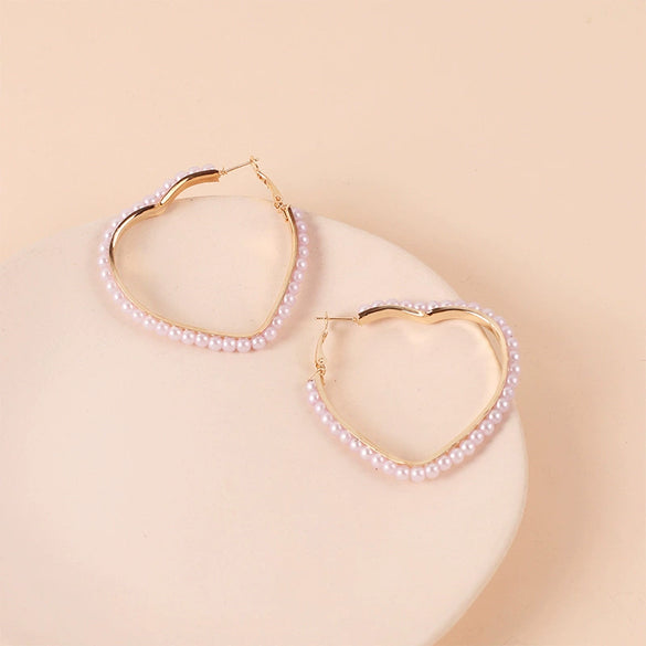 Geometric Lovely Cartoon U Shaped Pearl Earrings For Women Electroplated