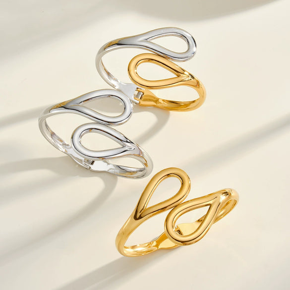 Geometric Stainless Steel Bracelet For Women With Gold Tone Vacuum Plated Finish And Minimalist Versatile Style
