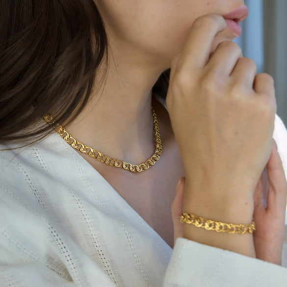 Geometric Vacuum Gold Plated Stainless Steel Necklace And Bracelet Jewelry Set For Women With Lobster Clasp