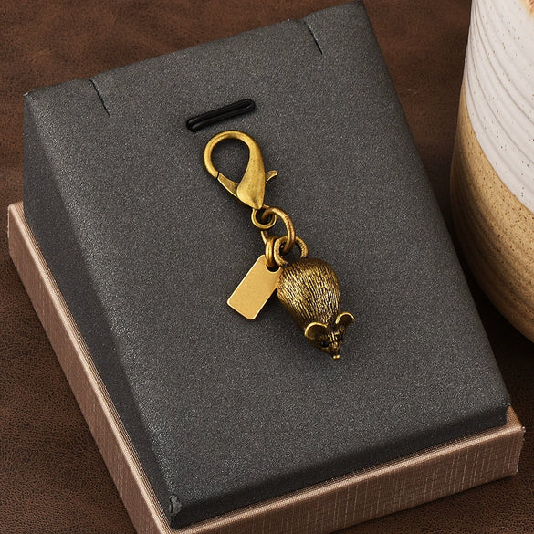 Gold Electroplated Car Key Pendant With Bear Cherry Fourleaf Clover And Butterfly Patterns For Schoolbag Jewelry Wholesale