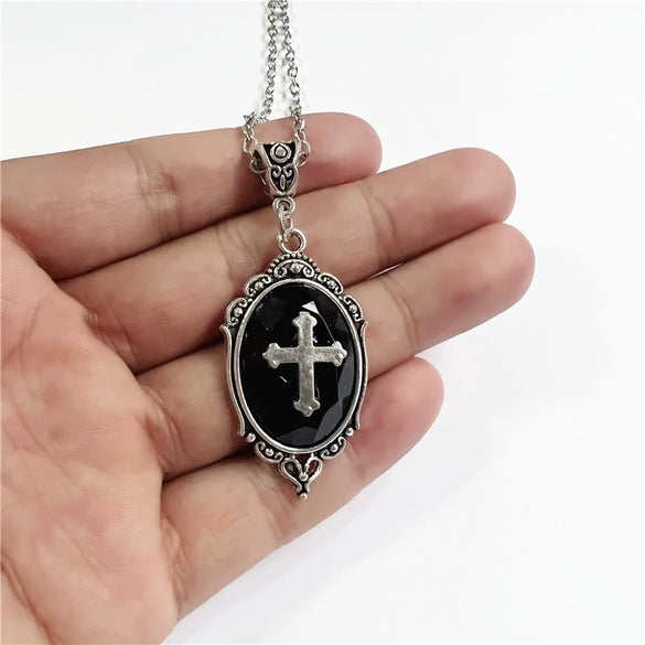 Gothic Cross Pendant Embossed Crystal Alloy Cross Necklace For Unisex