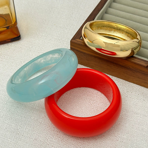 Gradient Acrylic Resin Wide Smooth Exaggerated Personality Geometric Electroplated Bracelet