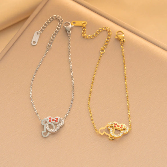 Gradient Gold Plated Titanium Steel Heart Bracelet For Women With Geometric Pattern Romantic Versatile Style