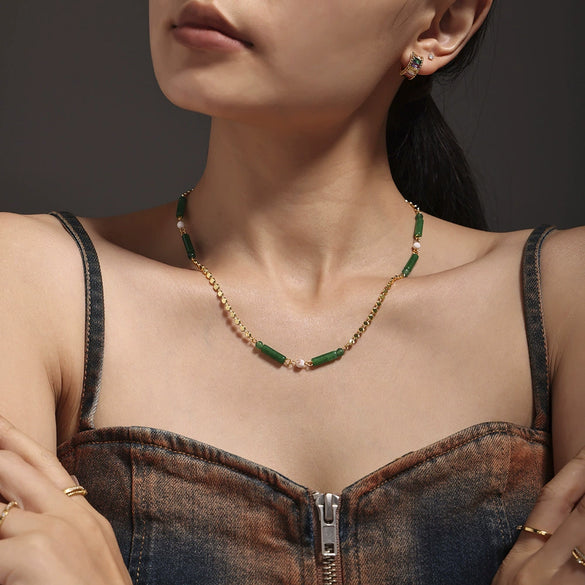 Green Dongling Stone And Stainless Steel Bamboo Necklace With Electroplating For Women Light Luxury Style Geometric Design