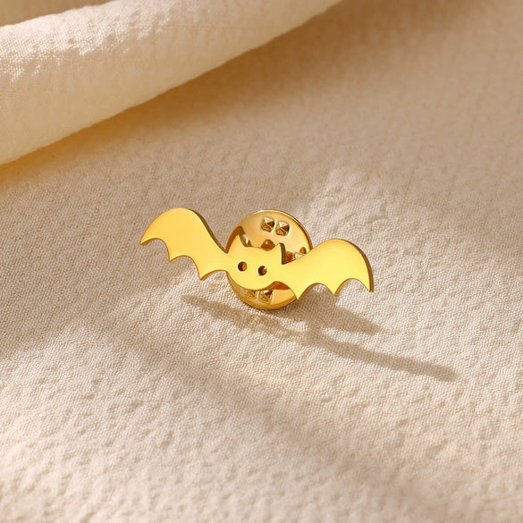 Halloween Bat Brooch Pin Electroplated Stainless Steel Animal Badge For Women Cute Dualpurpose Fashion Accessory