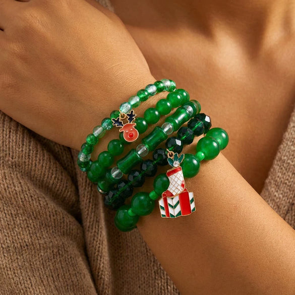 Handmade Alloy Christmas Reindeer And Snowflake Beaded Elastic Bracelet In Red And Green For Unisex Holiday Party Jewelry