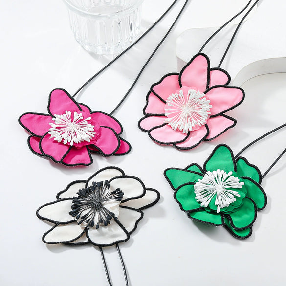 Handmade Alloy Geometric Flower Pendant Necklace With Snake Bone Chain