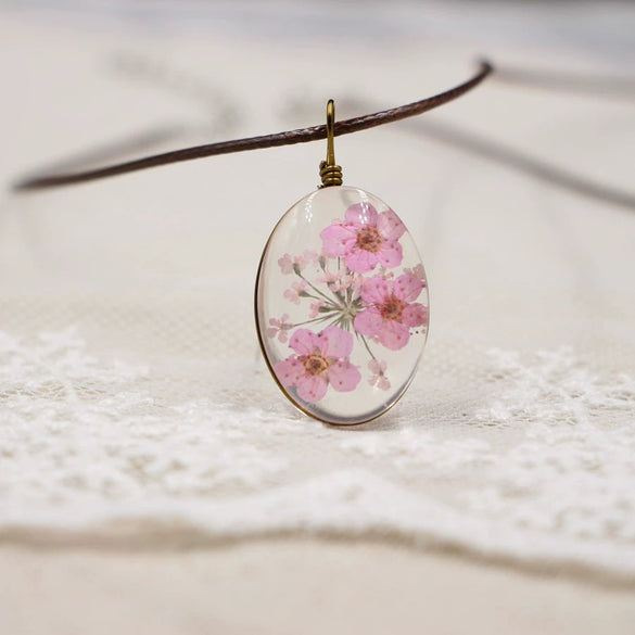 Handmade Dried Flower Necklace With Crystal Real Flower Pattern Organic Glass Pendant And Rope Chain Natural Style