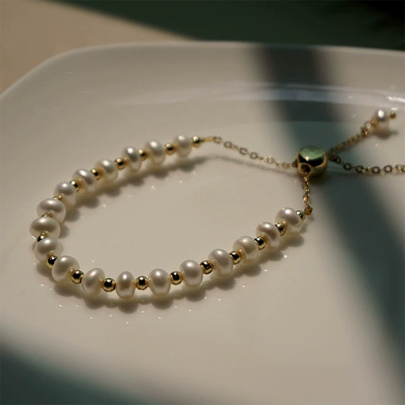 Handmade Freshwater Pearl Women's Simple Geometric Bracelet