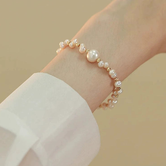 Handmade Geometric Copper Plastic Pearl Woven Women's Bracelet