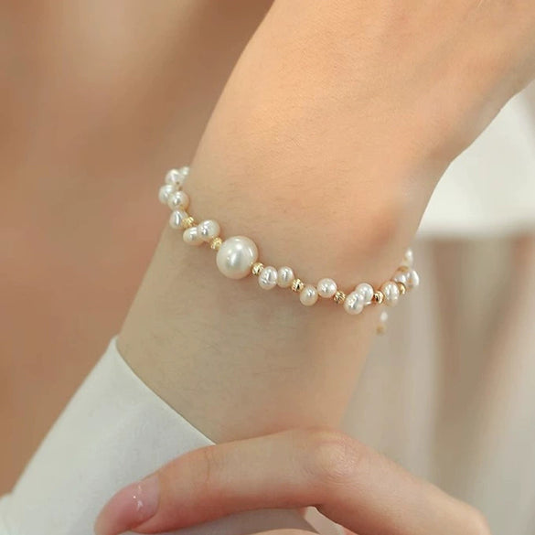 Handmade Geometric Copper Plastic Pearl Woven Women's Bracelet