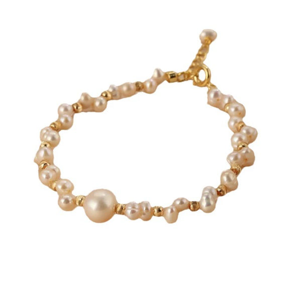 Handmade Geometric Copper Plastic Pearl Woven Women's Bracelet