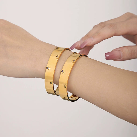 Handmade Inlaid Zircon Stainless Steel Geometric Style Electroplated Bracelet