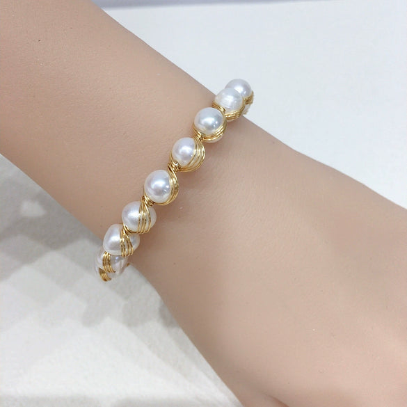 Handmade Multibead Full String Natural Freshwater Pearl Bracelet In Silkwound Style Copper Alloy Nearly Round Women's