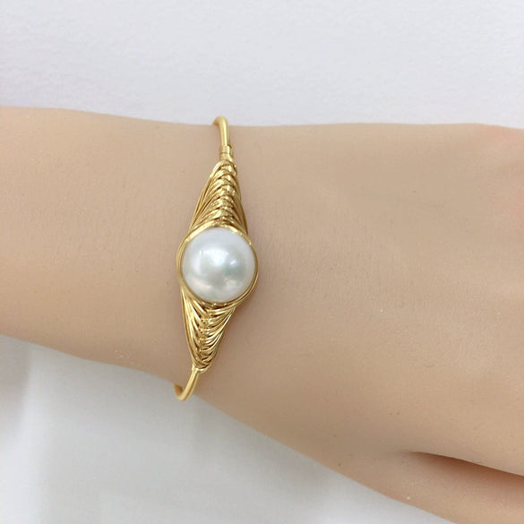 Handmade Natural Freshwater Pearl Bracelet Silkwound Copper Alloy Nearly Round Shape Women's Style