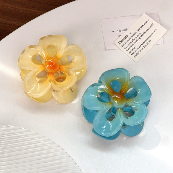 Handmade Natural Plant Flower Hollow Egg Hair Clip For Women