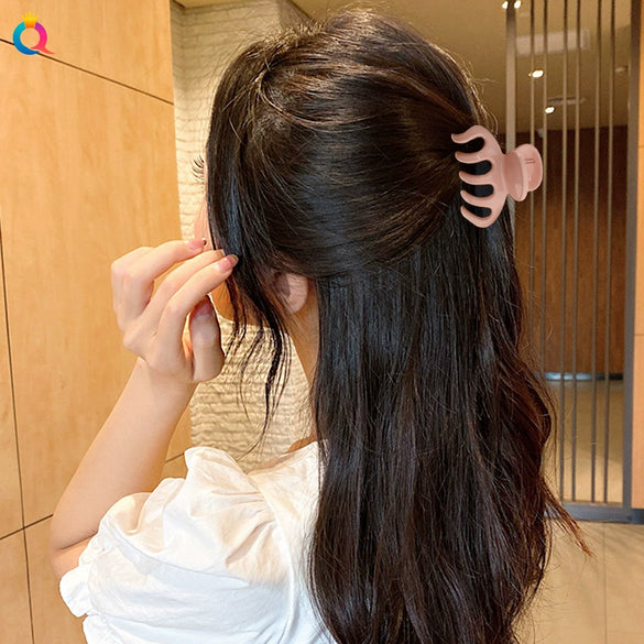 Handmade Pumpkin Shaped Fabric And Iron Hair Claw Clip For Women With Frosted Finish Wholesale Hair Accessory