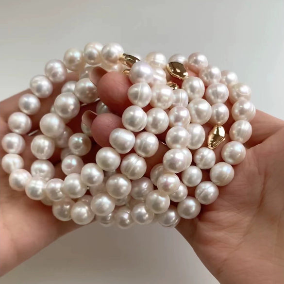 Handmade Retro Baroque Freshwater Pearl Women's Bracelet With Elastic Cord
