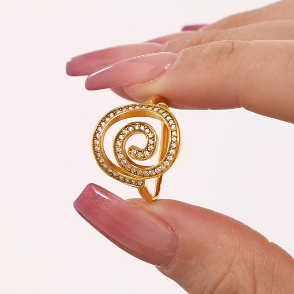 Handmade Swirl Zircon Side Opening Stainless Steel Pvd Plated 18K Gold Finger Ring Geometric Design For Women