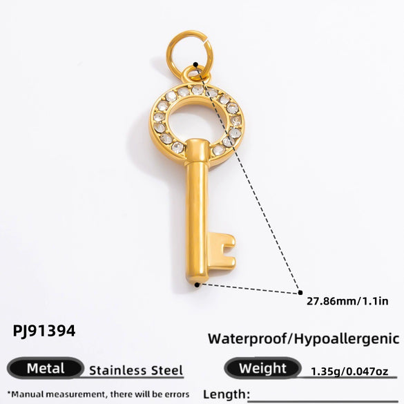 Handmade Titanium Steel And Stainless Steel Accessories Electroplated With 18K Gold In Strawberry And Starfish Shapes Necklace Earrings Pendant